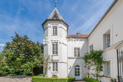 Maison - 434 m² - 10 pièces