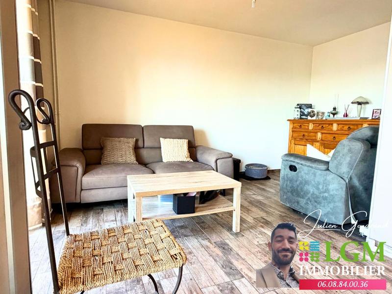 Appartement - 95 m² - 4 pièces