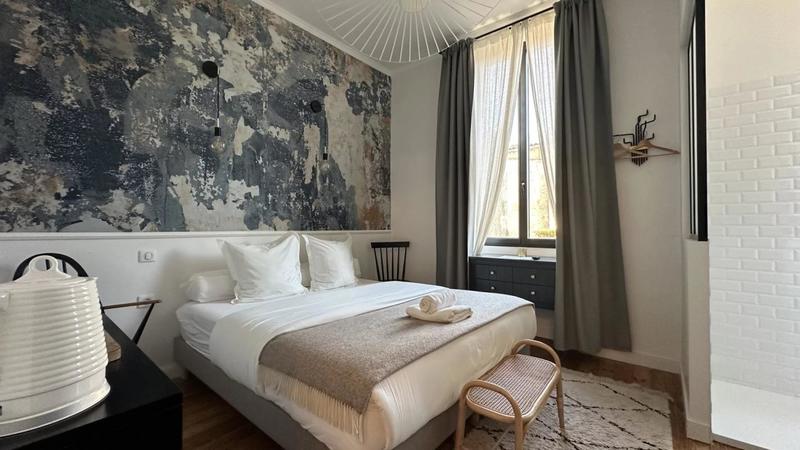 Propriété - 207 m² - 9 pièces