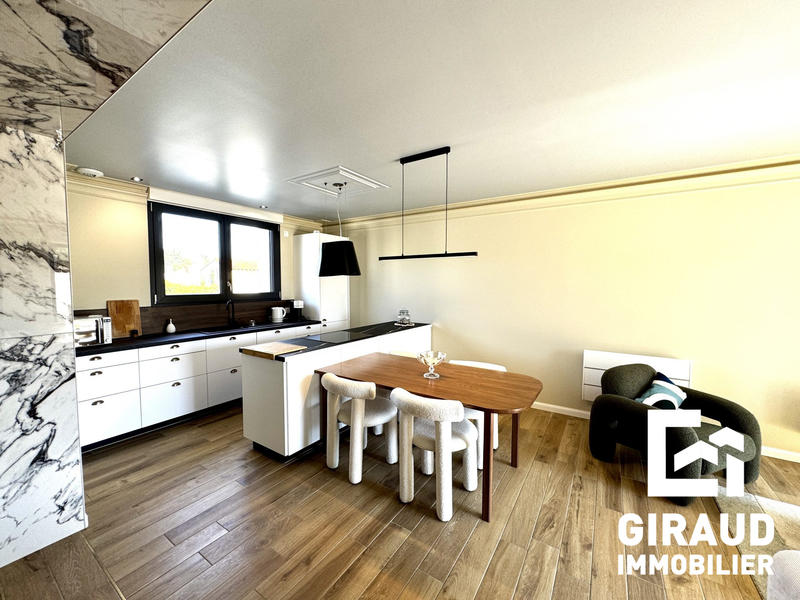 Maison - 108 m² - 6 pièces