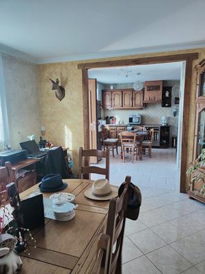 Maison - 80 m² - 5 pièces