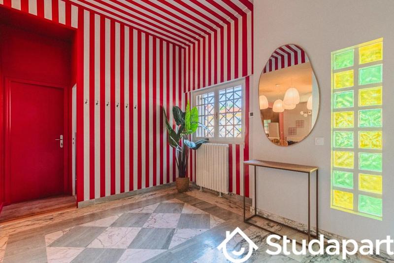 Chambre - 10 m² - 1 pièce