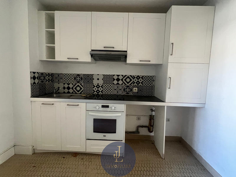 Appartement - 85 m² - 3 pièces