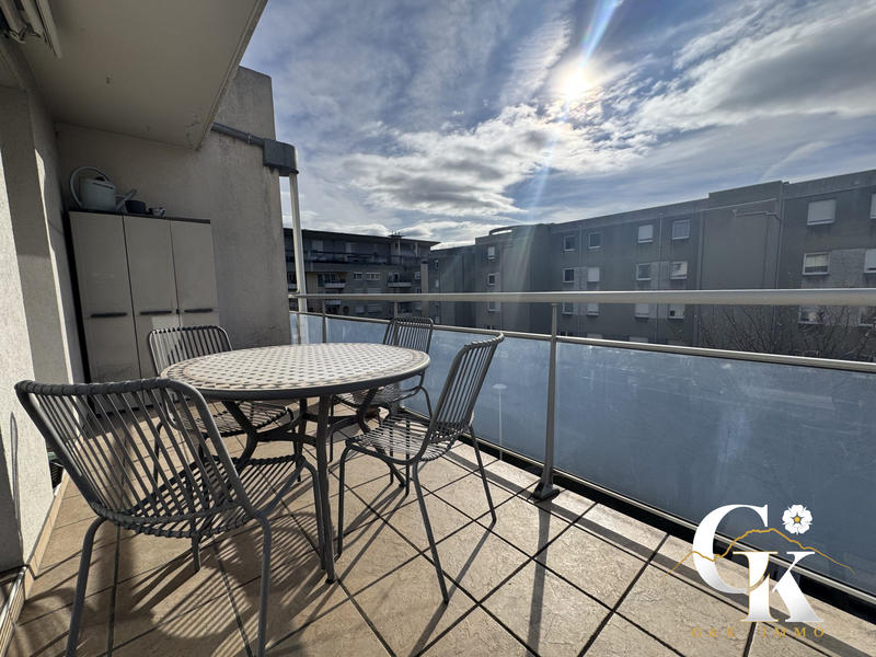 Appartement - 83 m² - 4 pièces