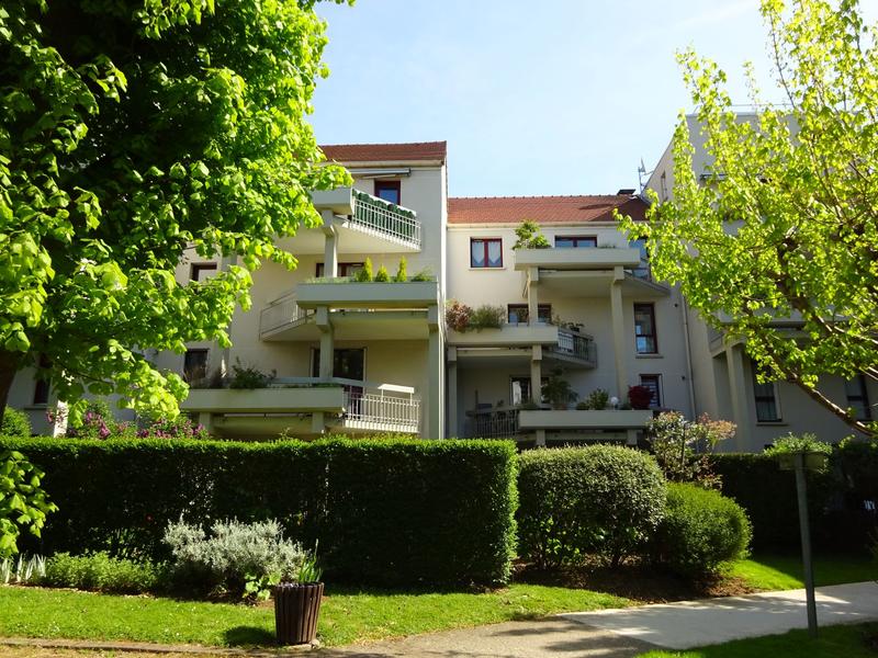 Appartement - 81 m² - 4 pièces