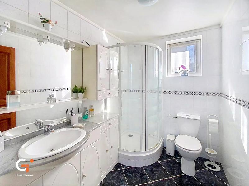 Immeuble - 142 m² - 4 pièces