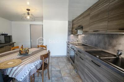 Maison - 105 m² - 6 pièces