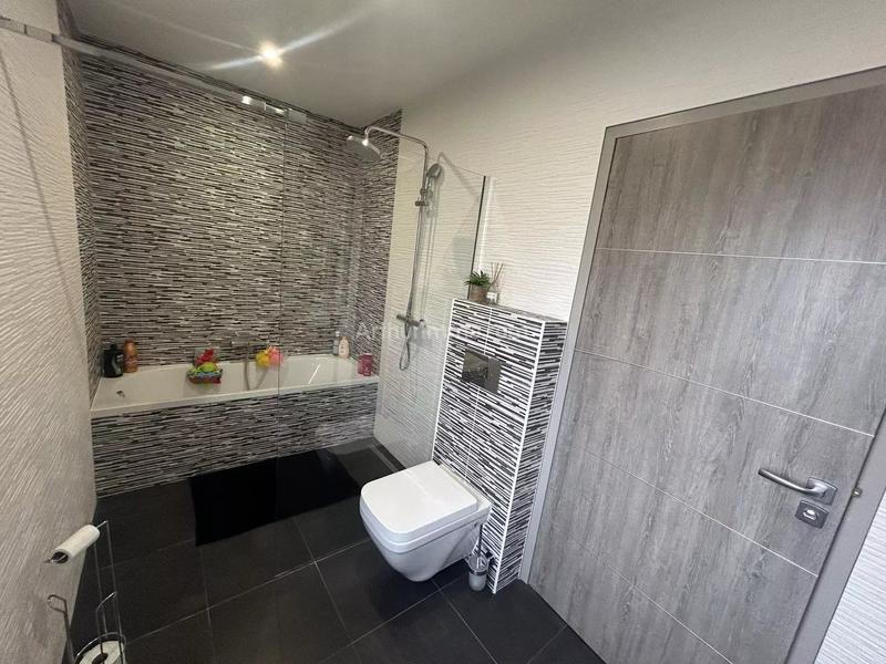 Maison - 136 m² - 5 pièces