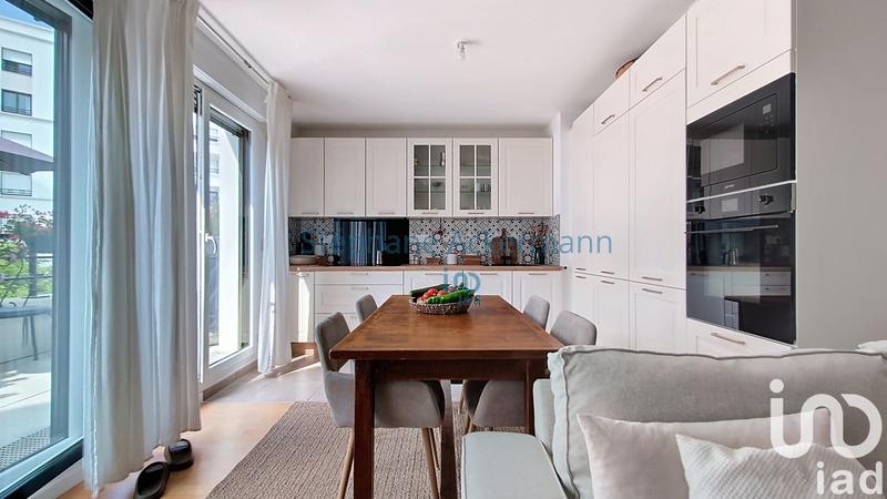 Appartement - 94 m² - 5 pièces