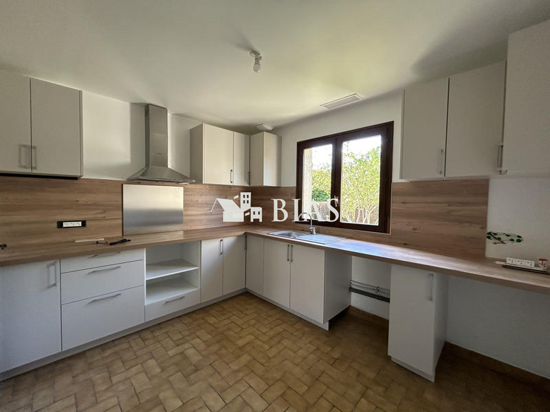 Maison - 80 m² - 4 pièces