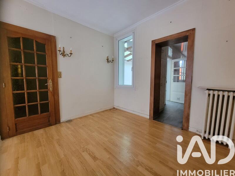 Maison - 140 m² - 9 pièces