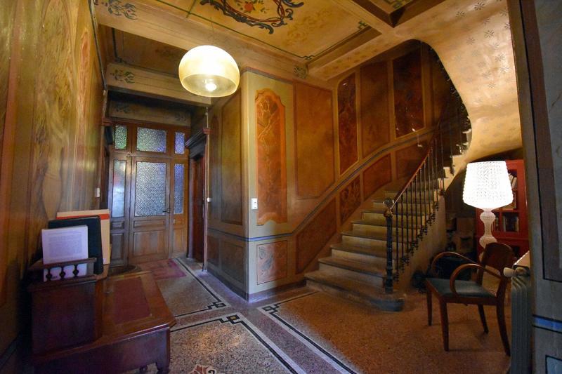 Maison - 391 m² - 12 pièces