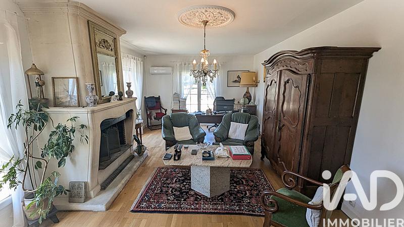 Maison - 201 m² - 5 pièces