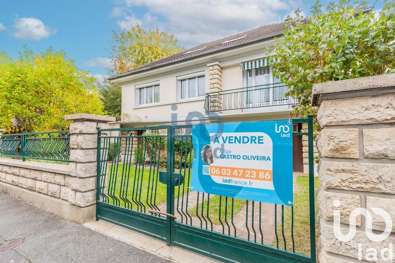 Maison - 183 m² - 10 pièces