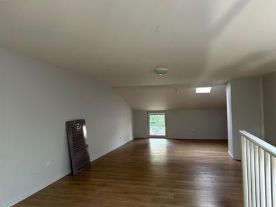 Fonds de commerce - Local d'activité / Entrepôt - 116 m²