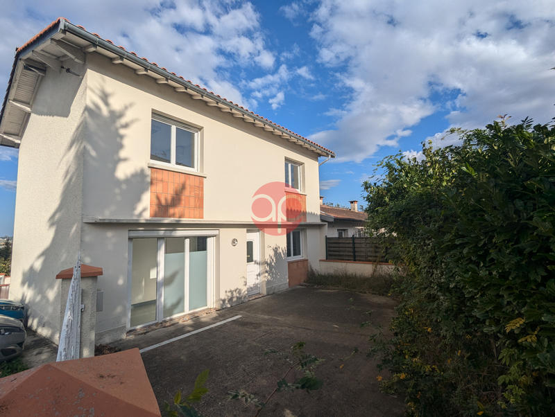 Maison - 110 m² - 5 pièces