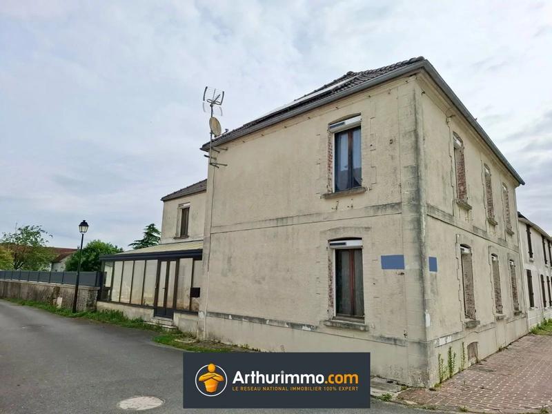 Maison - 232 m² - 8 pièces