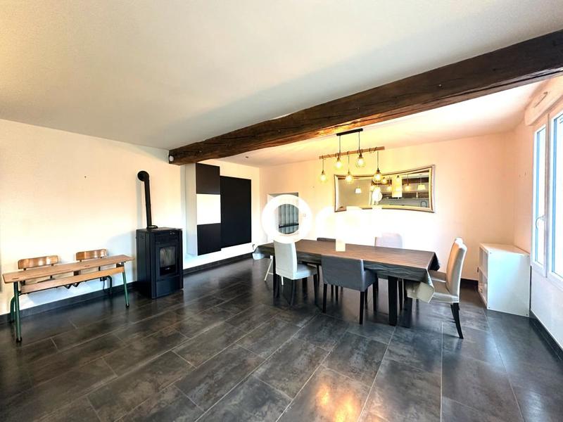 Maison - 222 m² - 6 pièces