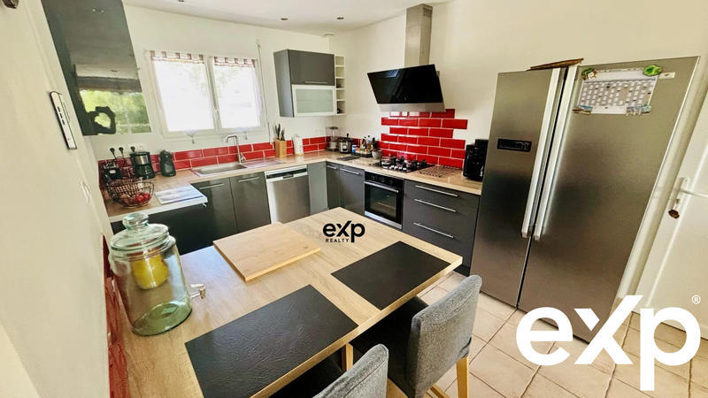 Maison traditionnelle - 127 m² - 6 pièces