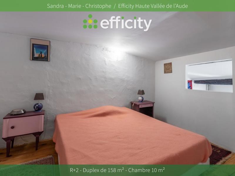 Maison de village - 232 m² - 8 pièces