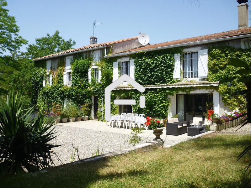 Ferme - 350 m² - 14 pièces