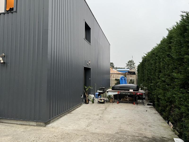 Local d'activités - 376 m² - 4 pièces