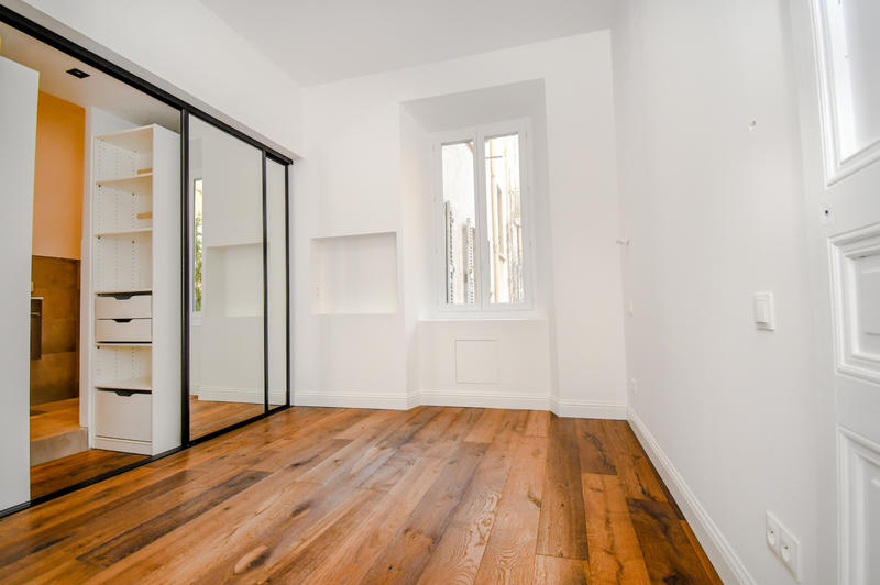 Appartement - 95 m² - 3 pièces