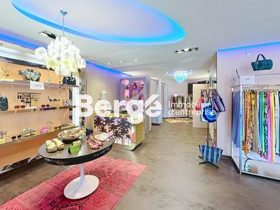 Local commercial - 100 m²