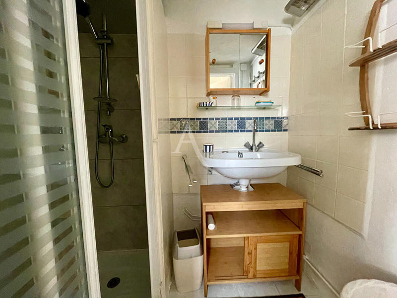 Maison - 96 m² - 6 pièces