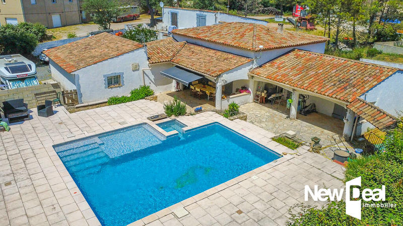 Propriété - 200 m² - 7 pièces