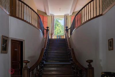 Maison de maîtres - 409 m² - 13 pièces