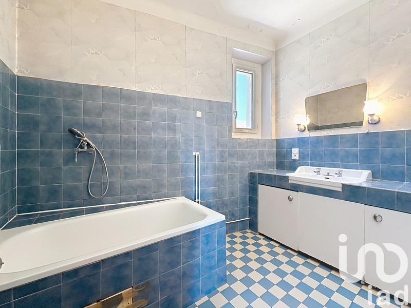 Maison - 152 m² - 8 pièces