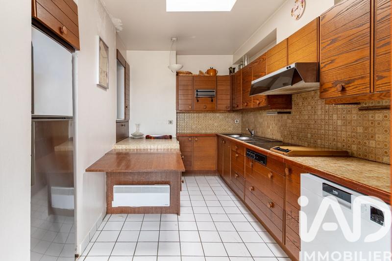 Appartement - 230 m² - 8 pièces