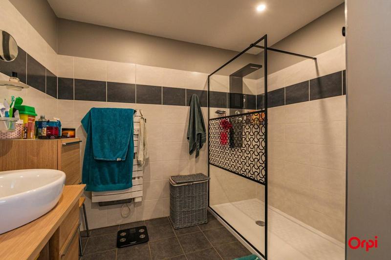 Appartement - 100 m² - 3 pièces