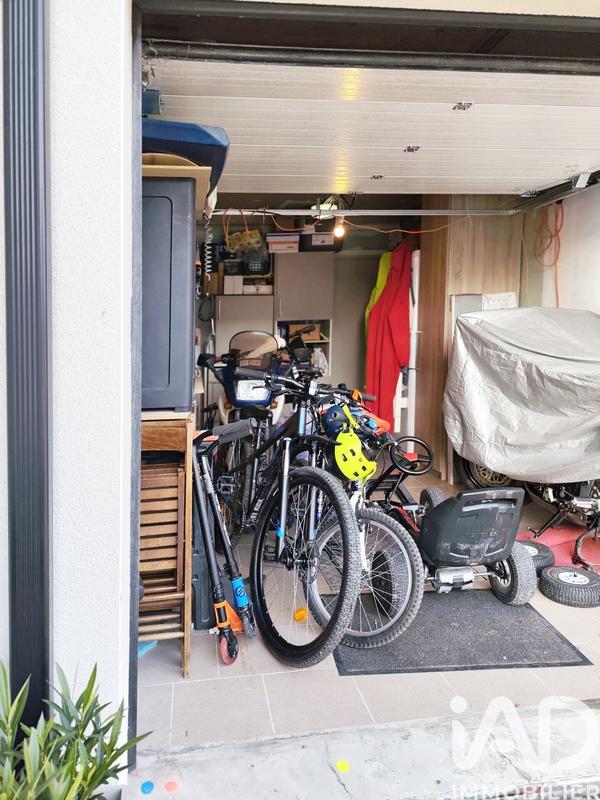 Maison - 90 m² - 6 pièces