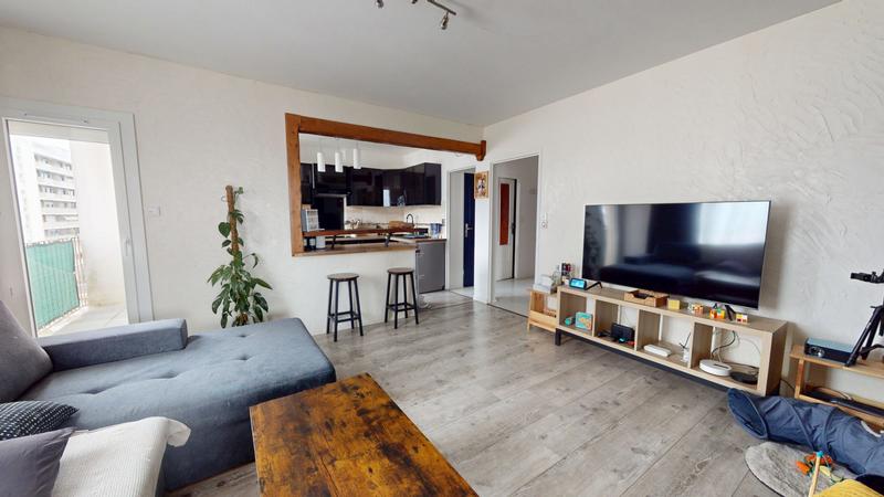 Appartement - 77 m² - 4 pièces