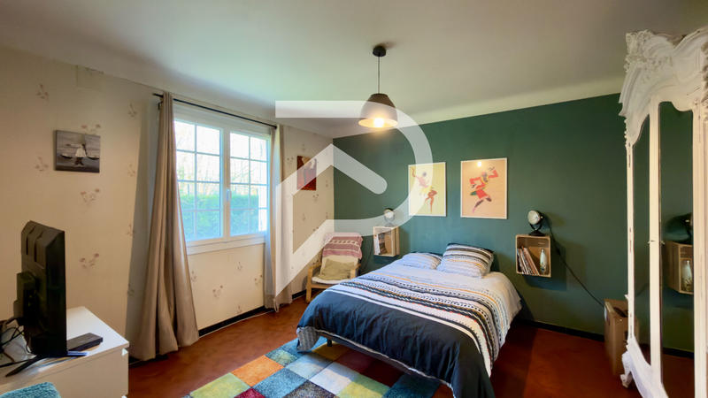 Maison - 204 m² - 7 pièces