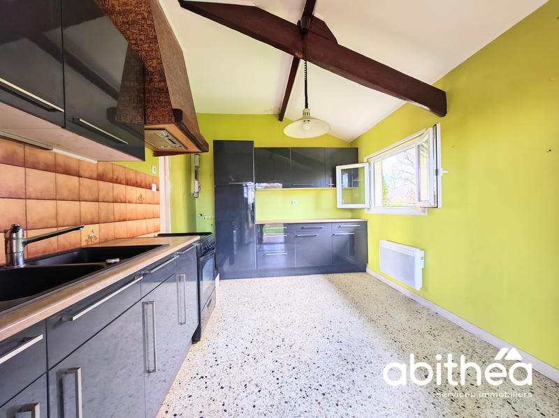 Maison - 140 m² - 5 pièces