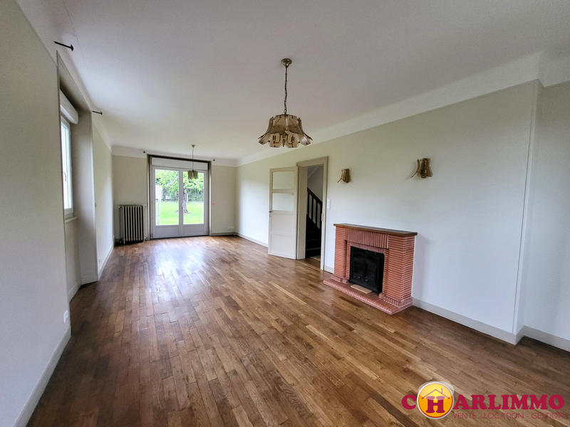 Maison traditionnelle - 138 m² - 6 pièces