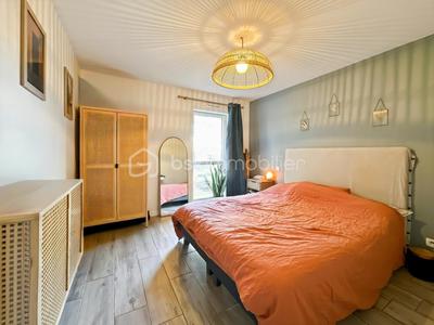 Appartement - 80 m² - 4 pièces