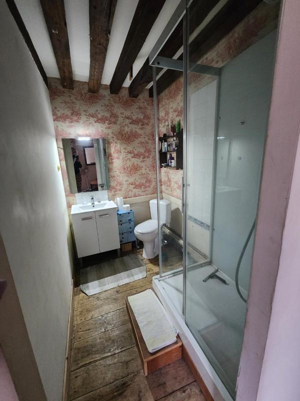 Maison - 200 m² - 12 pièces