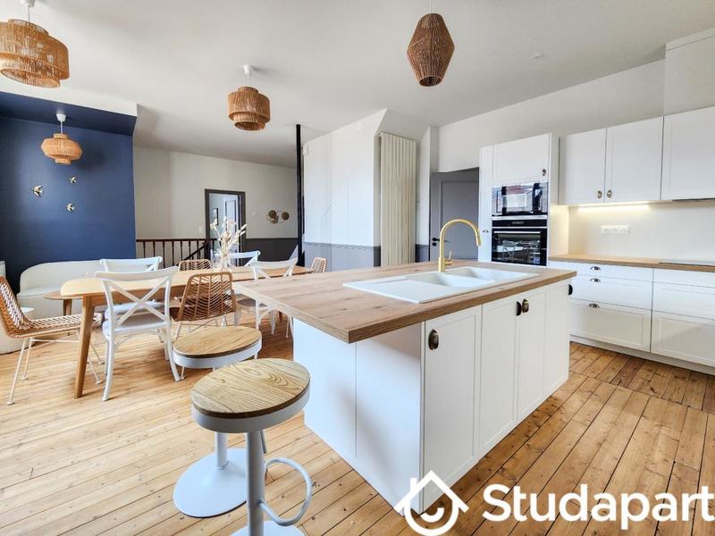 Chambre - 10 m² - 1 pièce