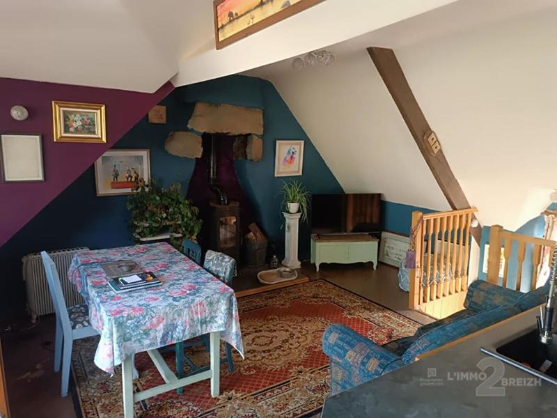 Maison - 140 m² - 8 pièces