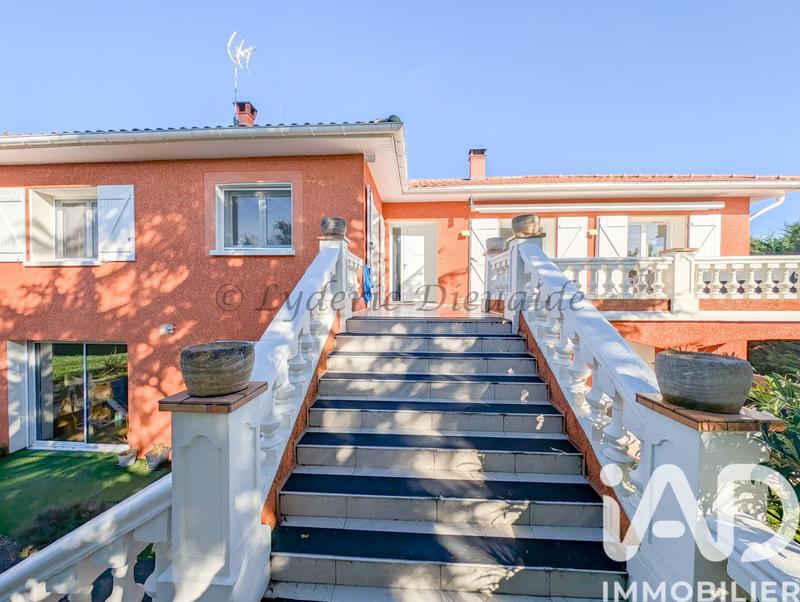 Maison - 177 m² - 5 pièces