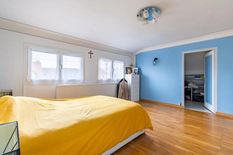 Maison - 190 m² - 7 pièces