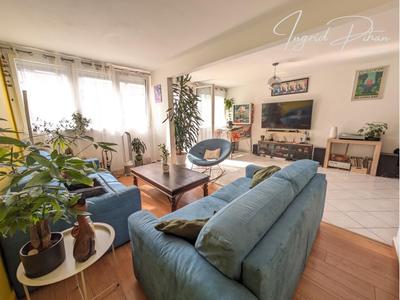 Appartement - 76 m² - 3 pièces