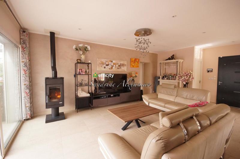 Maison - 135 m² - 5 pièces