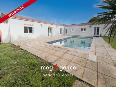 Villa - 188 m² - 8 pièces