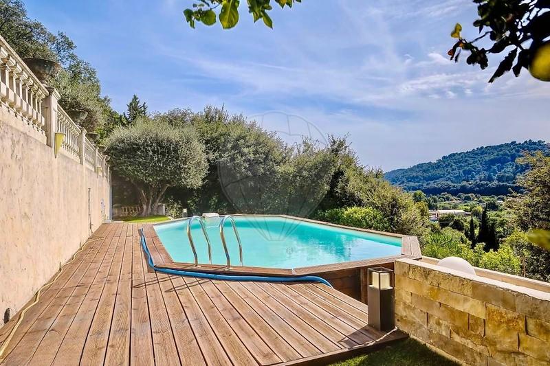 Villa - 193 m² - 5 pièces