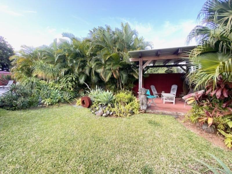 Maison - 220 m² - 9 pièces